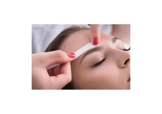 アイブロウ LunaBaby／金山店所属・LunaBaby 金山店のエステ・リラクイメージ