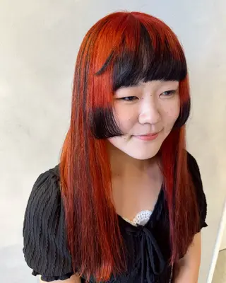 セミロング カラー デザインカラー/パー マ🦖外岡咲希🦖のヘアスタイル