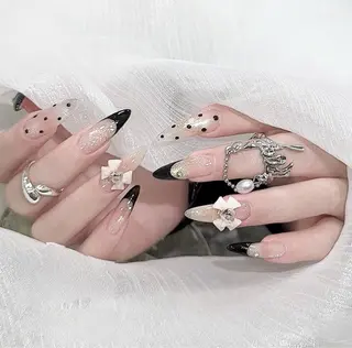 ネイル Hina 池袋 長だしチップ専門店のネイルデザイン