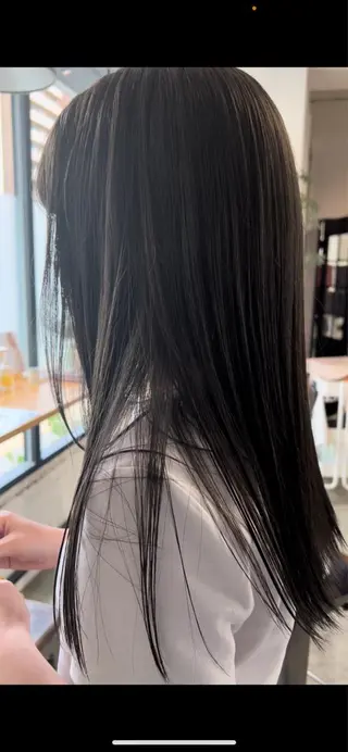 ロング ひろし/髪質改善/ 縮毛矯正/透明感✨のヘアスタイル