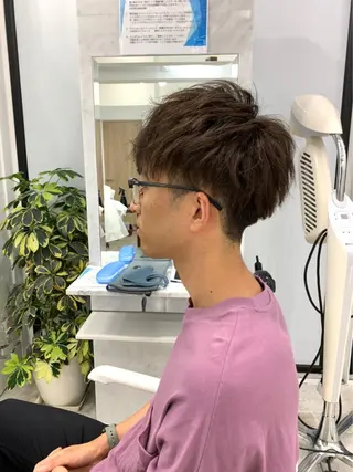 ショート カラー メンズ ハイライト&曲がる 縮毛矯正特化 玉置のヘアスタイル