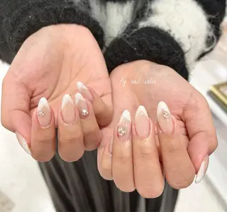 ネイル FLY Nail Salonのネイルデザイン