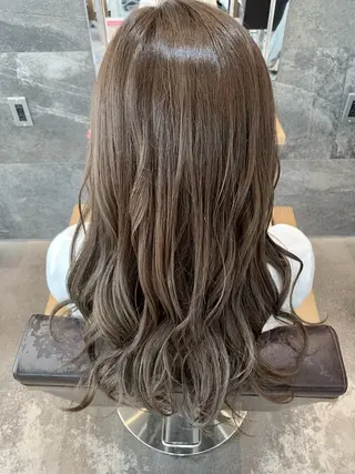 ロング カラー AUBE hair ales福岡平尾店所属・塚本 昂のヘアスタイル