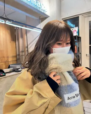 ミディアム カラー じゅわっと暖色カラー 🍊Moemiのヘアスタイル