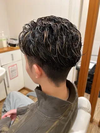 ショート カラー パーマ アザマ　ヤスカツ _rosso 川口のヘアスタイル