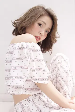 ミディアム パーマ ハピネスフィール所属・江藤 菜緒里のヘアスタイル