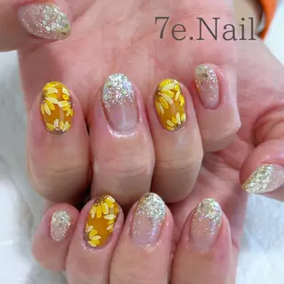 ネイル 7e. Nailのネイルデザイン