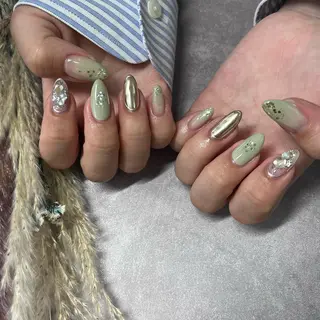 ネイル PALMNAIL所属・次田 春花のネイルデザイン