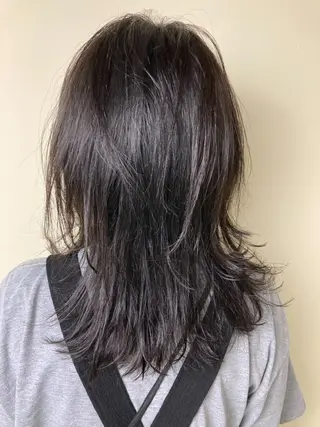 カラー 森瀬 紗都のヘアスタイル