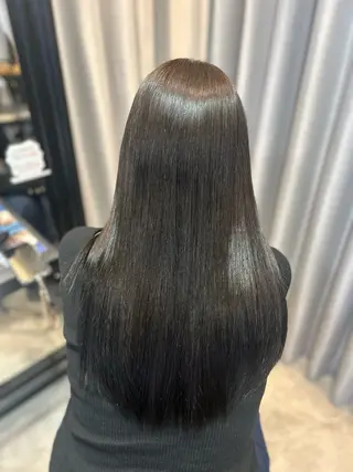 ロング カラー lolonois/ tomomiのヘアスタイル