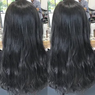 ロング カラー 荒木 依莉亜のヘアスタイル