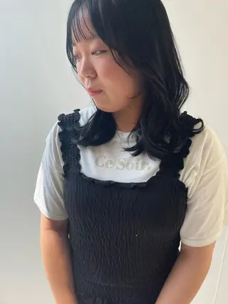 セミロング 松本 茜のヘアスタイル