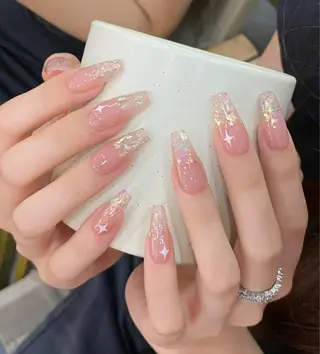 ネイル ラッキーネイルサロン西川口東口店所属・山田 由奈のネイルデザイン