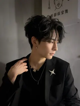 セミロング カラー パーマ メンズ メンズ特化サロン💈 朝久 岳志のヘアスタイル