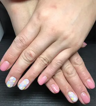 ネイル みんなの店所属・仲谷 つかさのエステ・リラクイメージ