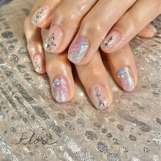 ネイル Flore (フロール)の眉毛・アイブロウイメージ