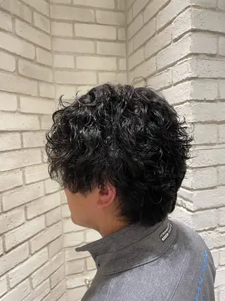 パーマ シモカワ マシロのヘアスタイル