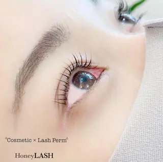 マツエク・マツパ ハニーラッシュ所属・佐藤 ゆりの眉毛・アイブロウイメージ