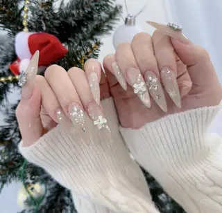 ネイル Nails168 ネイルズイロハのネイルデザイン