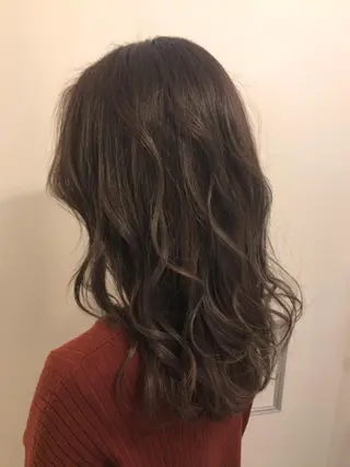 セミロング カラー Cecil hair 神戸店所属・Cecilhair セシルヘアー神戸元町のヘアスタイル