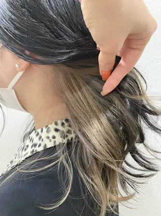セミロング カラー ideal心斎橋 橋本のヘアスタイル