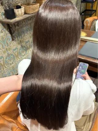 セミロング DOLL hair所属・なぎさ 心斎橋美容室のヘアスタイル