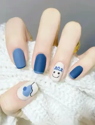 ネイル H3 Nail Tsuki🦋💙のネイルデザイン