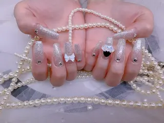 ネイル UMI ネイルサロン新宿🎀のネイルデザイン