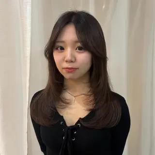 ロング ゆうめ 透明感カラー /韓国風レイヤーのヘアスタイル