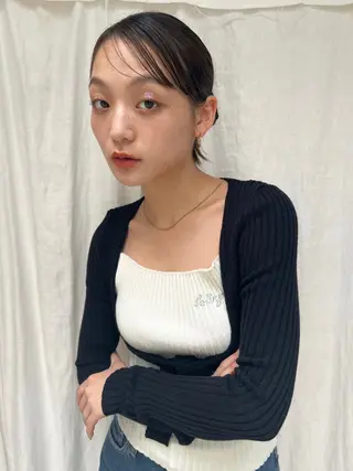 カラー ブリーチカラー🎀 韓国風/寺門美優のヘアスタイル