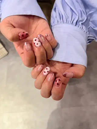 ネイル 🪐富島彩夏 /海外nail🪐のネイルデザイン