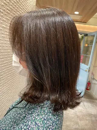 セミロング カラー シャドールーツ美容師 篠原康太のヘアスタイル
