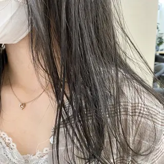 カラー インナーカラー👾 Chibiのヘアスタイル