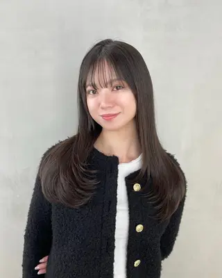 ロング MINAMO 韓国レイヤーのヘアスタイル