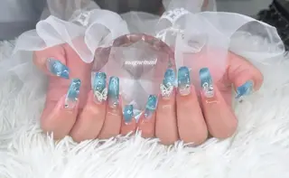 ネイル private salon le'a所属・le'a スタッフのネイルデザイン