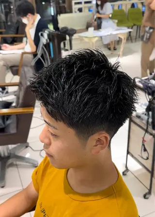 メンズ SALOWIN渋谷caldo店B1所属・岐津公太 メンズ縮毛矯正のプロのヘアスタイル