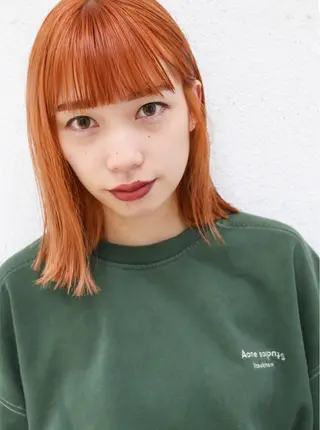 ミディアム カラー ブリーチカラーが人気 onnuのヘアスタイル