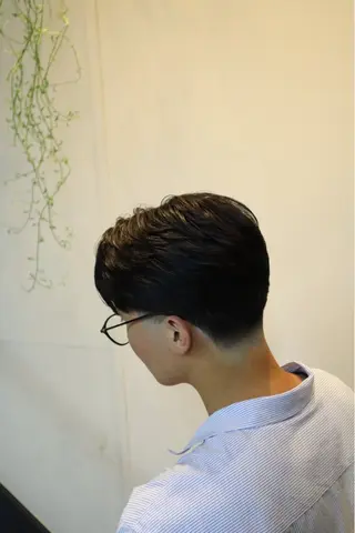 ショート 2Hbarbershop新宿理容室所属・【無料カット】森 拓斗のヘアスタイル