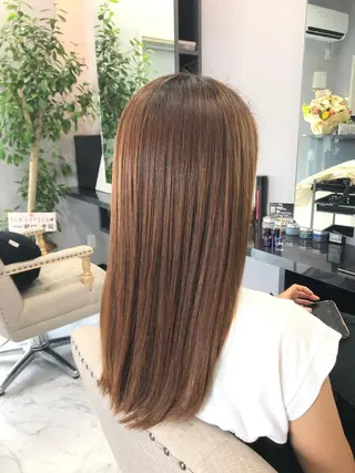 ロング カラー FAVORE 【ファヴォーレ】のヘアスタイル