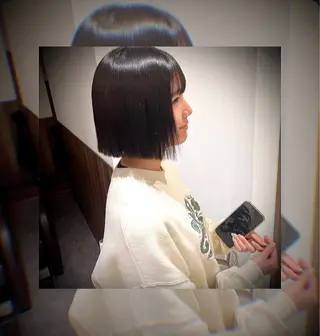 ショート ✨艶カラーと縮毛矯正 🦖しんのすけ🦖のヘアスタイル