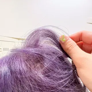 セミロング カラー 垢抜け/レイヤー/ ハイトーン/アスナのヘアスタイル