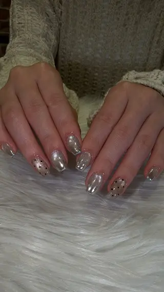 ネイル Shino/ Raynailのネイルデザイン