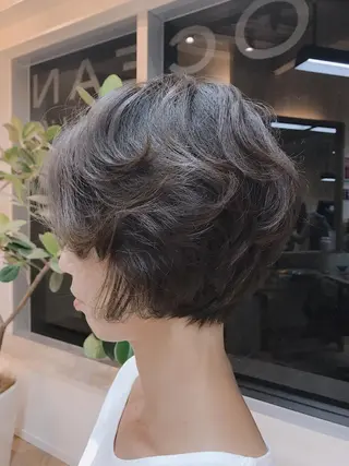 ショート カラー トップスタイリスト 💙藤原 純のヘアスタイル
