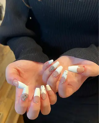 ネイル Nes.Nail所属・Miyagi Asamiのネイルデザイン