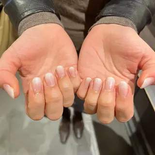 ネイル 鈴木 里奈のネイルデザイン