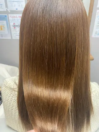 カラー 杉宮 慧美のヘアスタイル