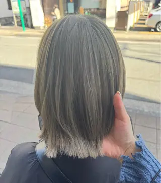 カラー 鶴島 凜のヘアスタイル