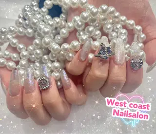 ネイル リボン、ガーリー パーツ放題専門店のネイルデザイン