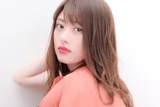 ロング カラー 公式 Ease by amble luxeのヘアスタイル