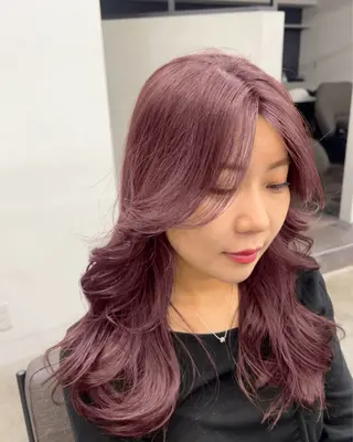 ロング 絶対可愛い暖色カラー 🌷うる艶✨山下七海のヘアスタイル